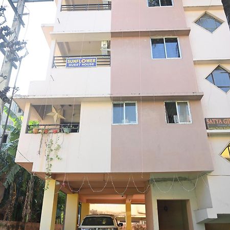 Sunflower Guest House Гувахати Екстериор снимка