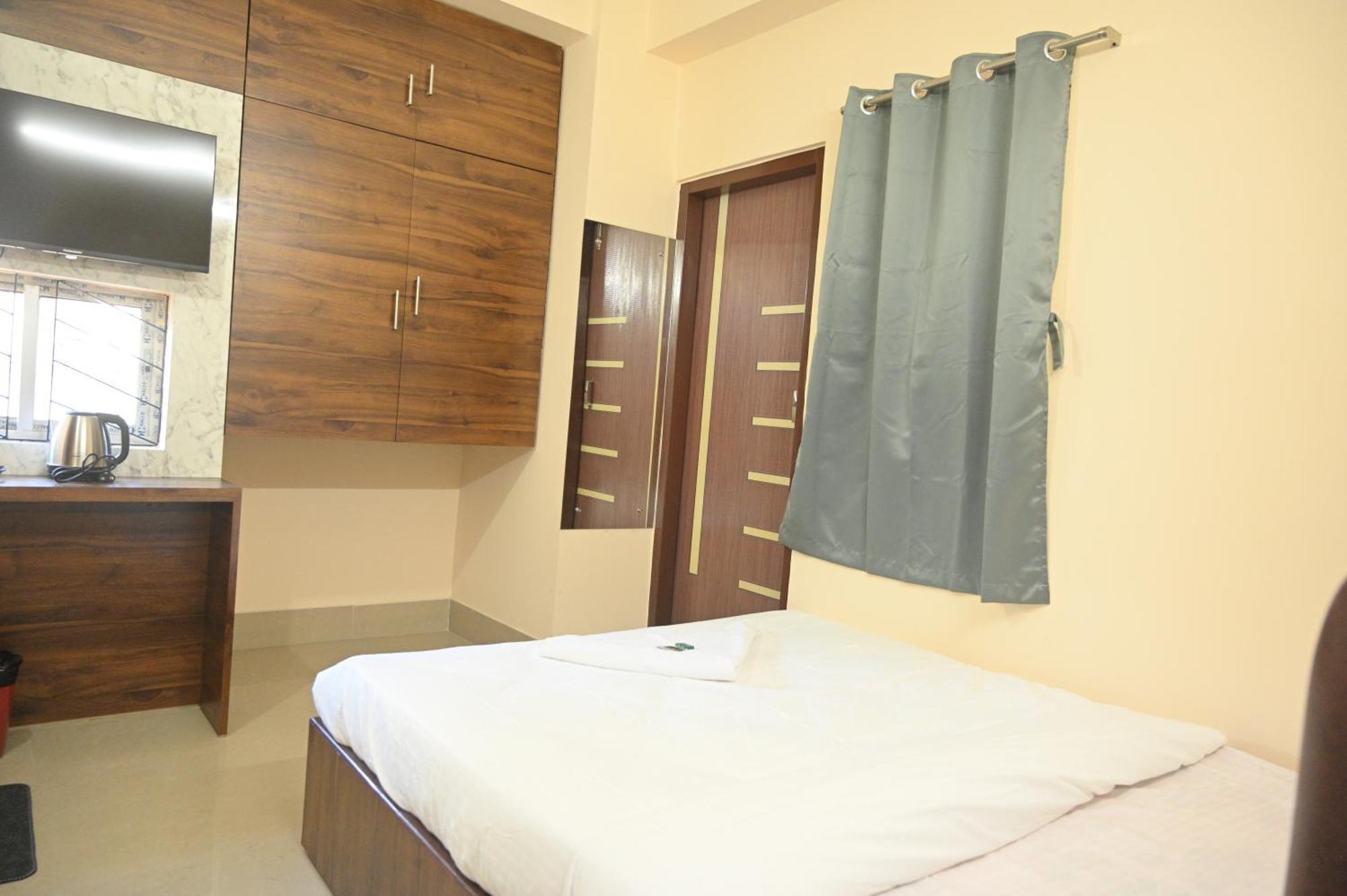 Sunflower Guest House Гувахати Екстериор снимка