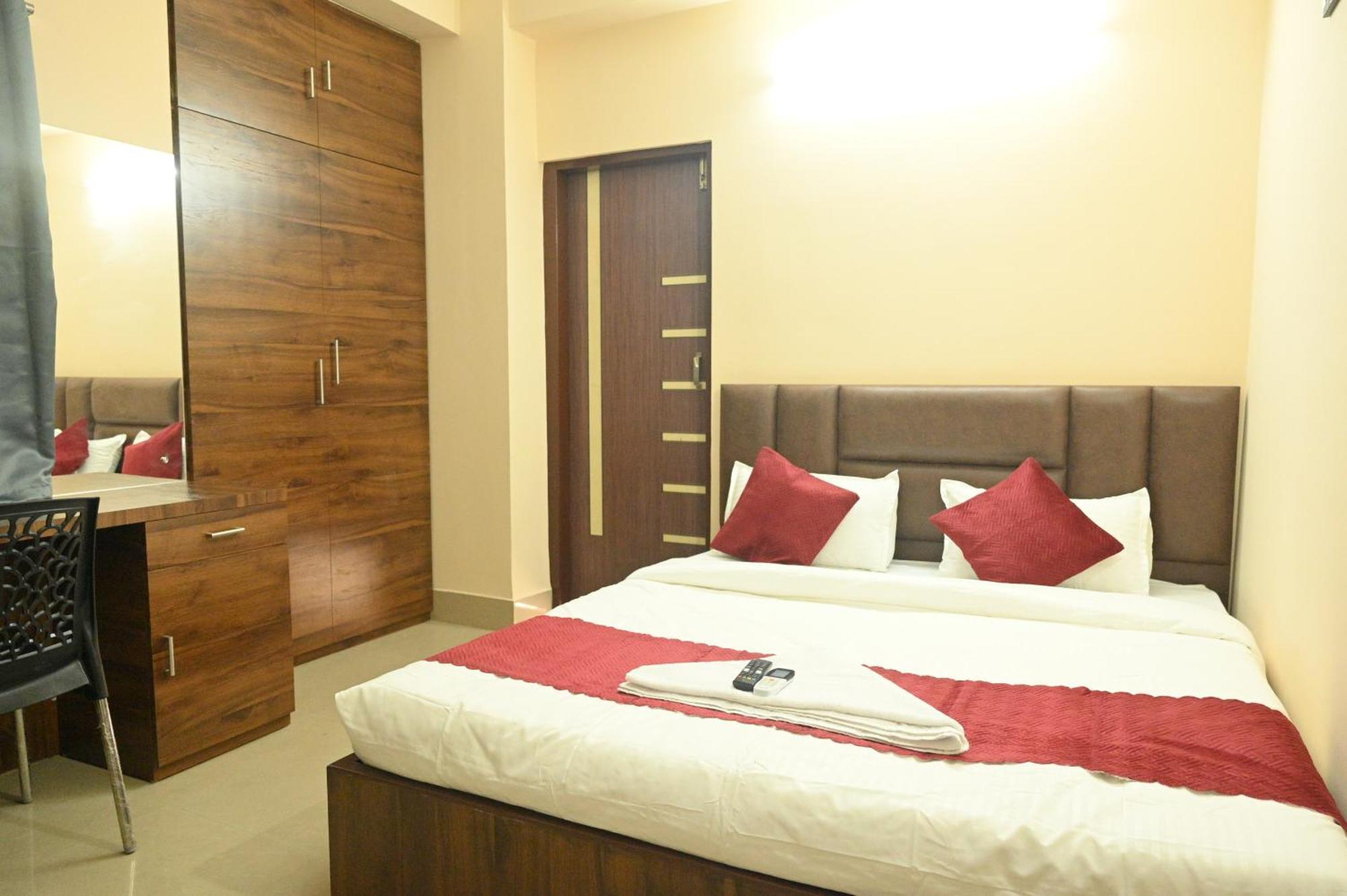 Sunflower Guest House Гувахати Екстериор снимка